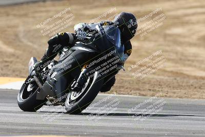 media/Feb-07-2025-CVMA Friday Practice (Fri) [[7034960ba2]]/4-Racer 4/Session 3 (Turn 8)/